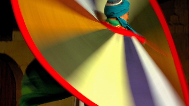 tanoura dancer